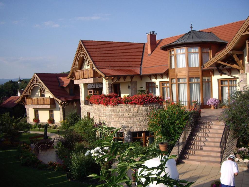 אגר Palazzo Wellness Villa מראה חיצוני תמונה