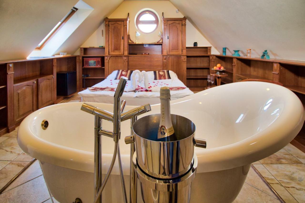 אגר Palazzo Wellness Villa מראה חיצוני תמונה